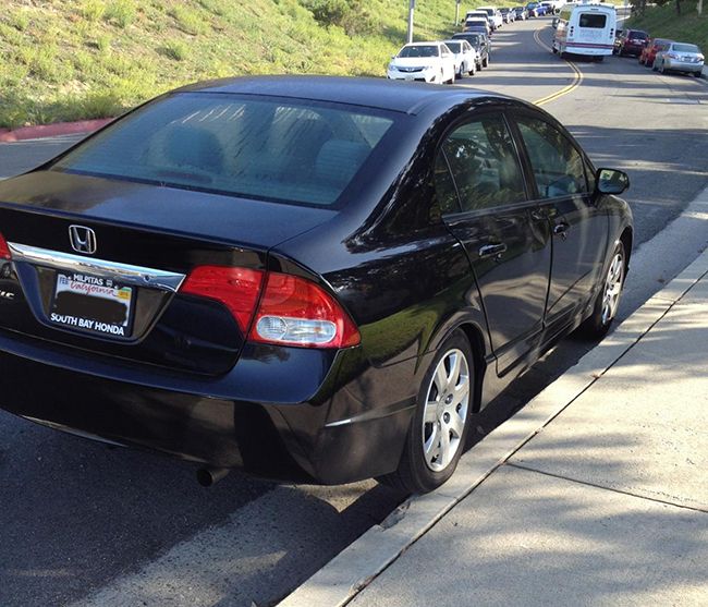 bad-parking-job-of-the-week-09-11-14-pepperdine-graphic