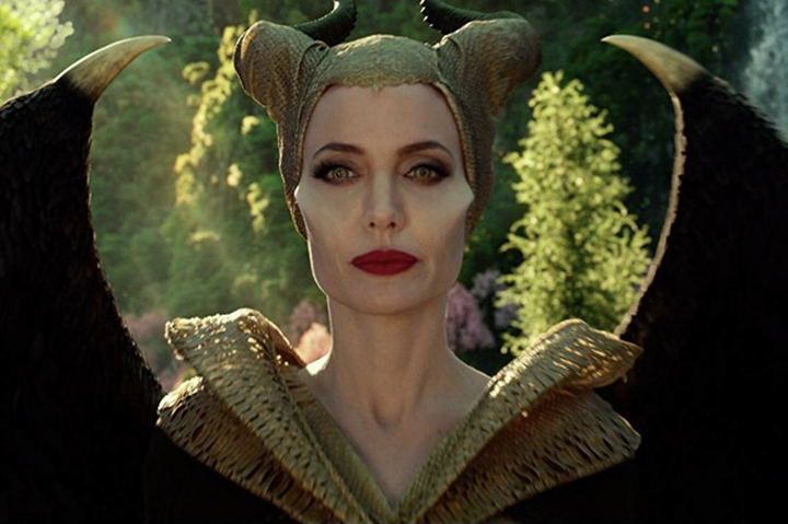 Review: 'Maleficent: Mistress of Evil' Conveys a Gloomy Family Rivalry -  Pepperdine Graphic