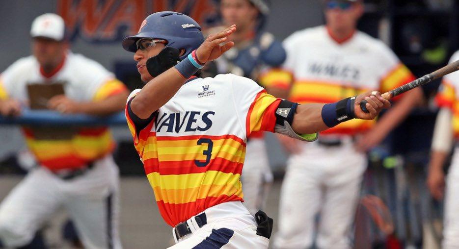 McAfee bats for the Pepperdine Waves during a 2018 game. The baseball player reconnected with his Pepperdine teammates when the Waves played in Arizona in spring 2020. Photo courtesy of Stephen Wazdura