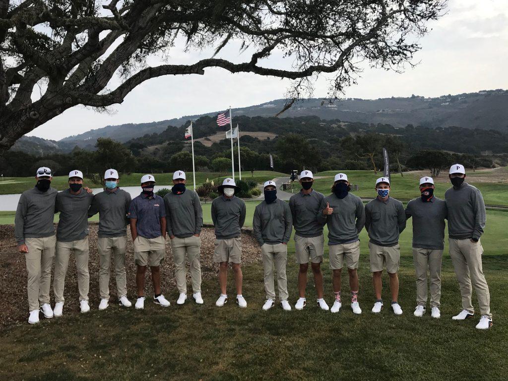The 2020–2021 Pepperdine Golf Team poses for a group photo after the Pasadera Collegiate Invitational on Oct. 6. The team was tested for COVID-19 multiple times per month and wore masks before and after tournament play.