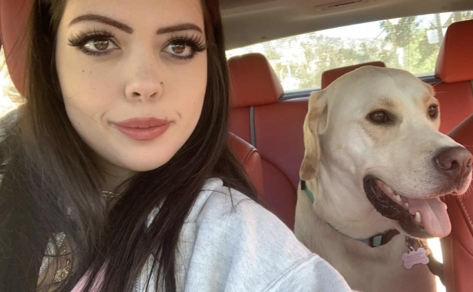 Autumn and Finley pose for a selfie. Finley joined Autumn at Pepperdine at the start of the spring 2022 semester. Photo courtesy of Gary and Ellen Tennison