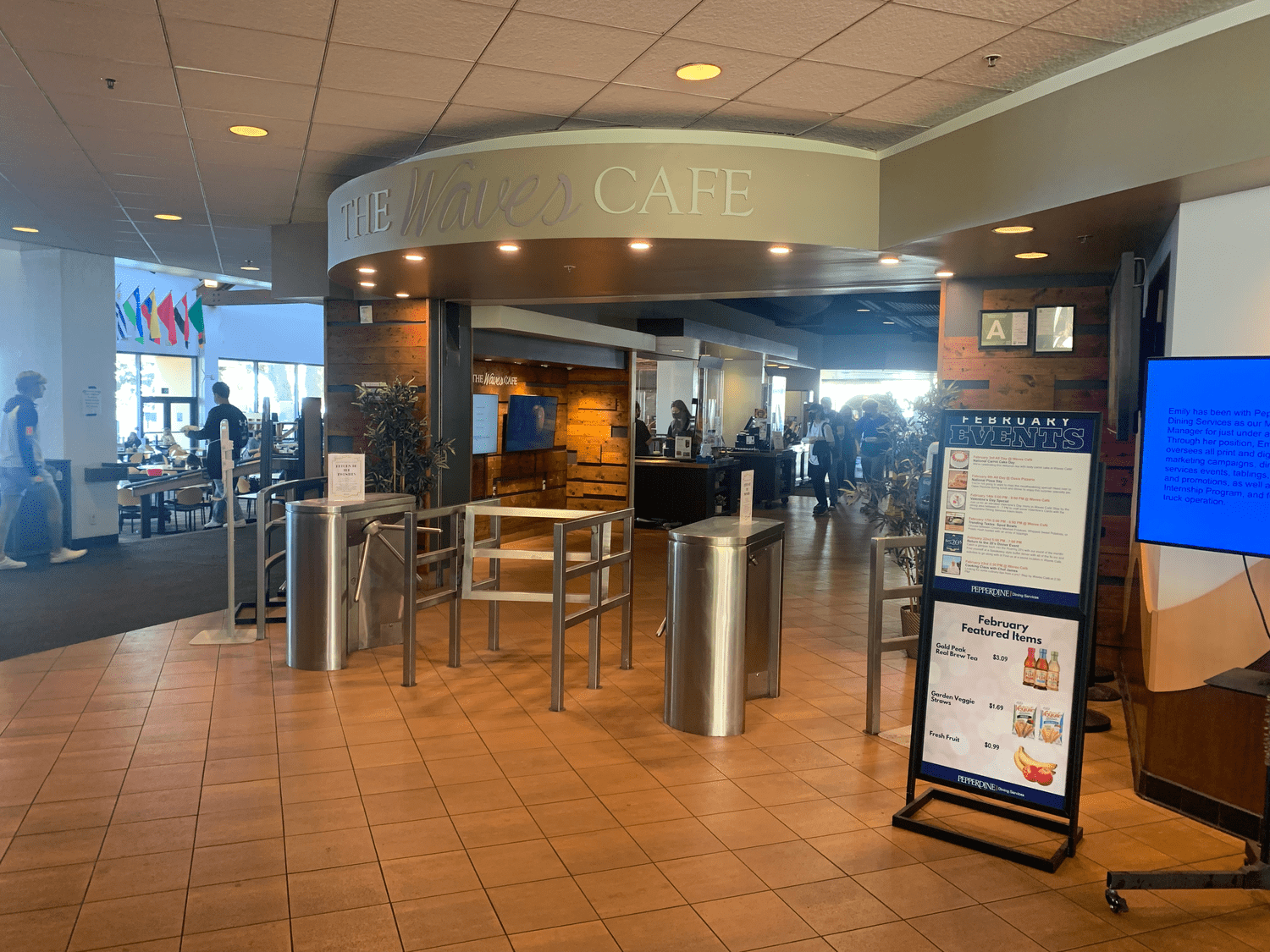 pepperdine-dining-prices-exceed-local-stores-pepperdine-graphic