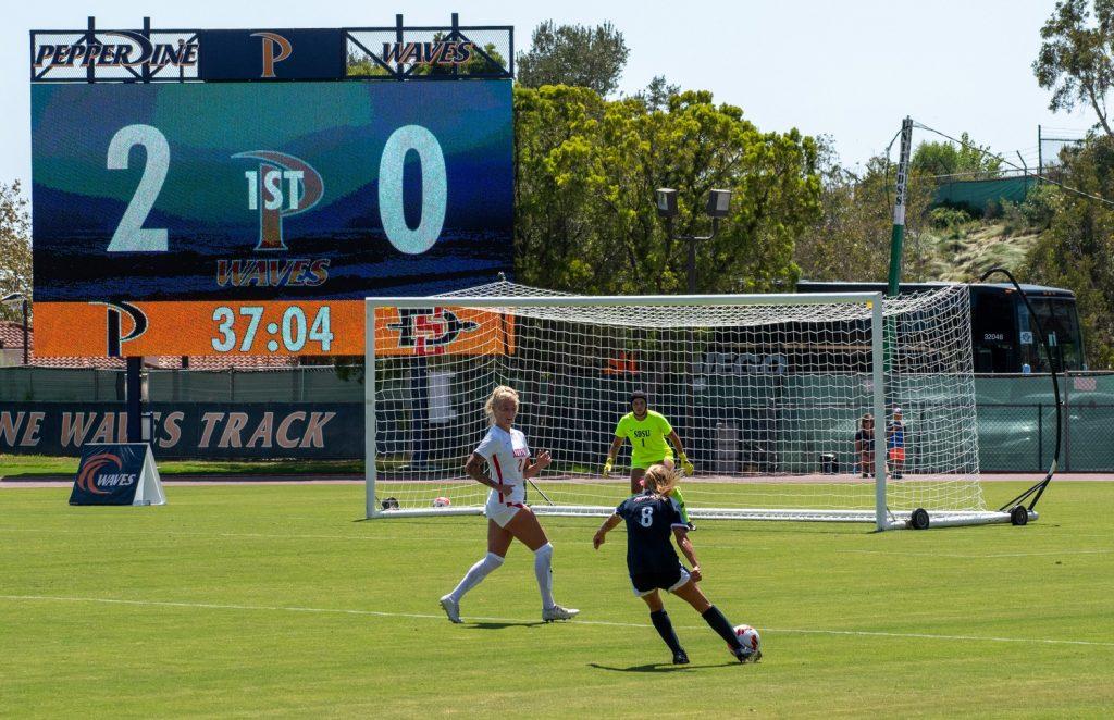 Senior midfielder Shelby Little lines up for a shot in the 38th minute of the Waves 4-0 win against SDSU on Aug. 28, at Tari Frahm Rokus Field. The Waves scored two goals in each half of Sunday's contest.