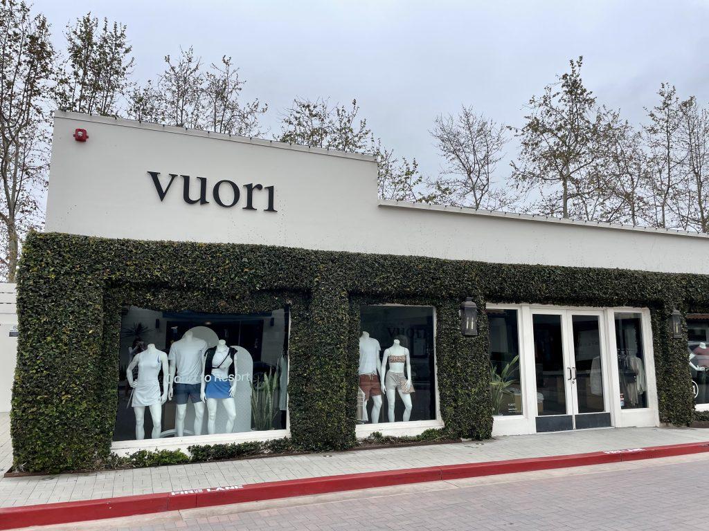 Vuori's Malibu location features an aesthetic entrance showcasing their currently trending products April 11. Vuori was originally created in Carlsbad, CA but now includes stores in 30 cities.