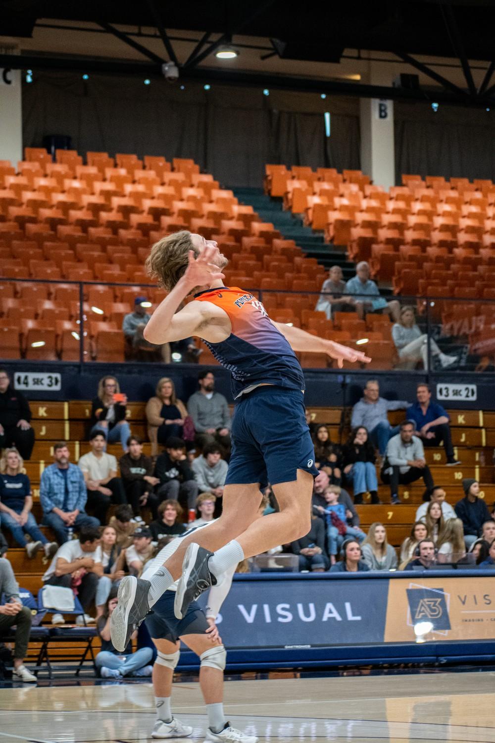 Redshirt junior opposite Jacob Steel serves the ball at Firestone Fieldhouse on April 1. The Waves won 3-0, sweeping Cal Lutheran.