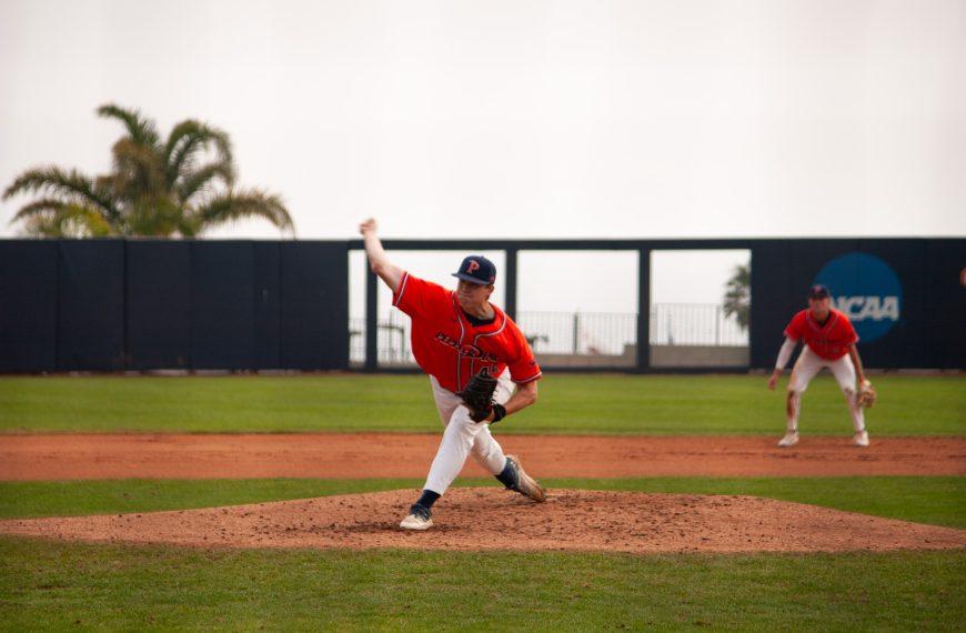 Pepperdine Baseball’s Defensive Mishaps and Untimely Hitting Result in 9-4 Loss to Utah