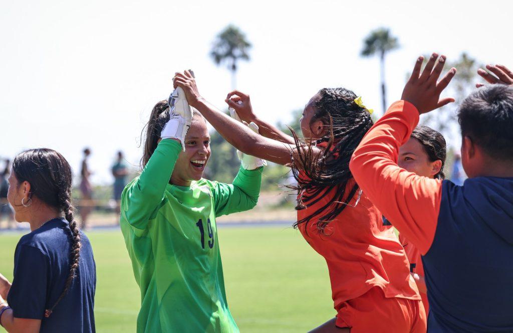 Freshman goalkeeper Jillian Medvecky had a perfect game with six saves in a Pepperdine win against UCLA on Sept. 1 at Tari Frahm Rokus Field. Medvecky helped the defense keep the No. 3 UCLA Bruins to no goals for a final score of 1-0.