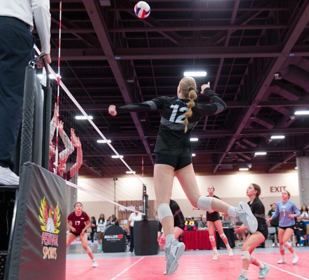 Freshman outside hitter Maggie Beauer winds up for a hit in a high school club tournament. Beauer is a new opposite outside hitter for the Pepperdine Women's Volleyball team this season. Photo courtesy of Maggie Beauer