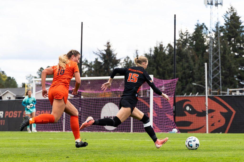 Sophomore defender Peyton Leonard pursues an Oregon State forward Oct. 26 at Paul Lorenz Field. Leonard had two shots in this match.