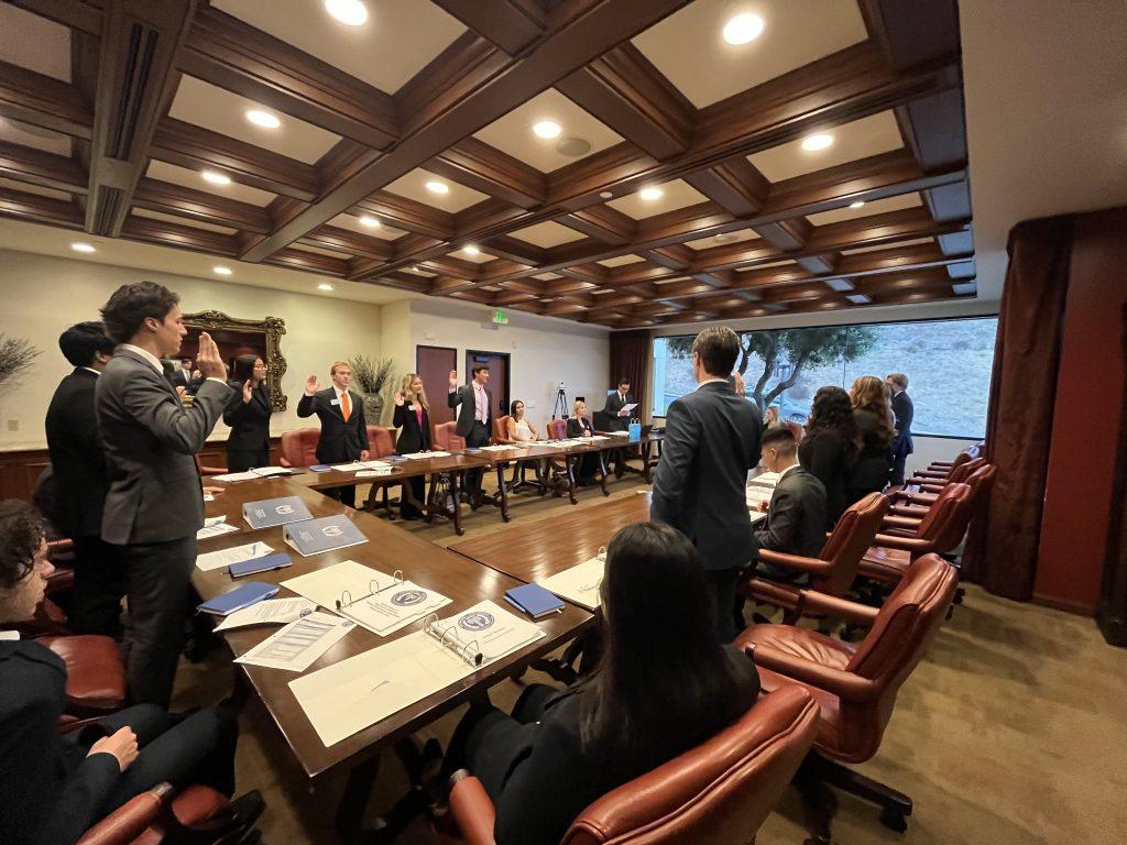 Elected student government senators and class presidents are officially sworn in Sept. 25. The meeting took place in the Thornton Administrative Center and included a discussion on the semester's upcoming budget. Photo by H.L. McCullough