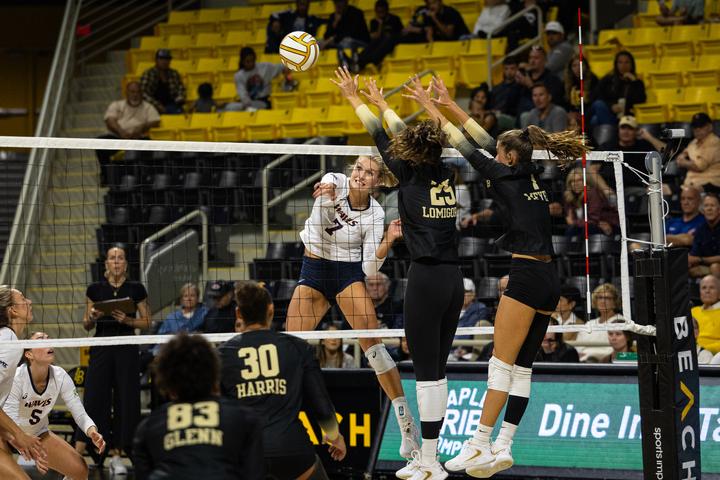 Graduate student outside hitter/opposite Birdie Hendrickson goes for the kill against Long Beach State on Sept. 21, at the Walter Pyramid. Hendrickson helped the Waves with 17 total kills and 25 total digs across the two matches at the LBSU Tournament.