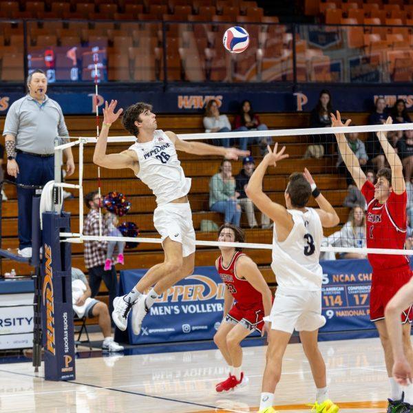 Photogallery: Men’s Volleyball Couldn’t Overcome No. 16 CSUN