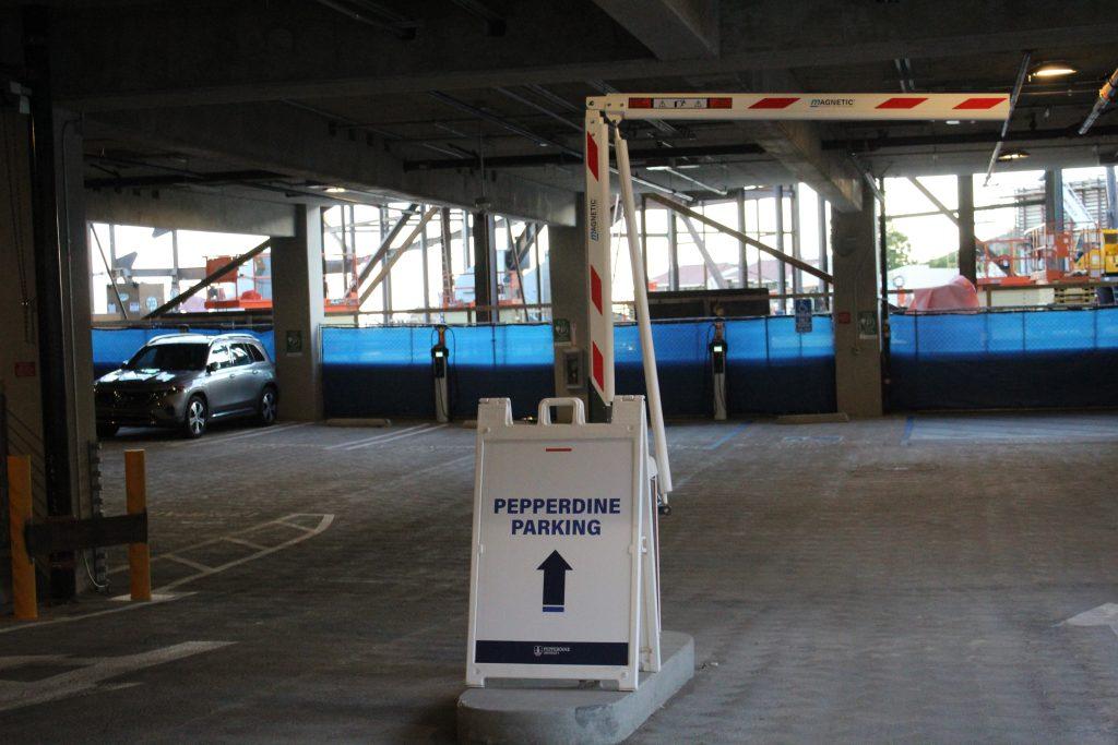 The new garage offers 825 parking spaces for Pepperdine students, faculty and staff Feb 9. Students said they were glad to see more parking availability on campus.