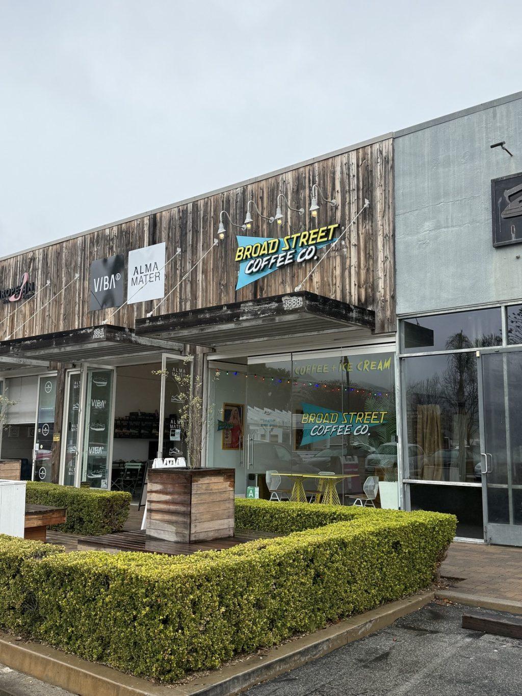 Broad Street Coffee sits between Sephora and Viba Alma Mater in the Malibu Country Mart. Broad Street Oyster Co. opened this first coffee location in 2017.