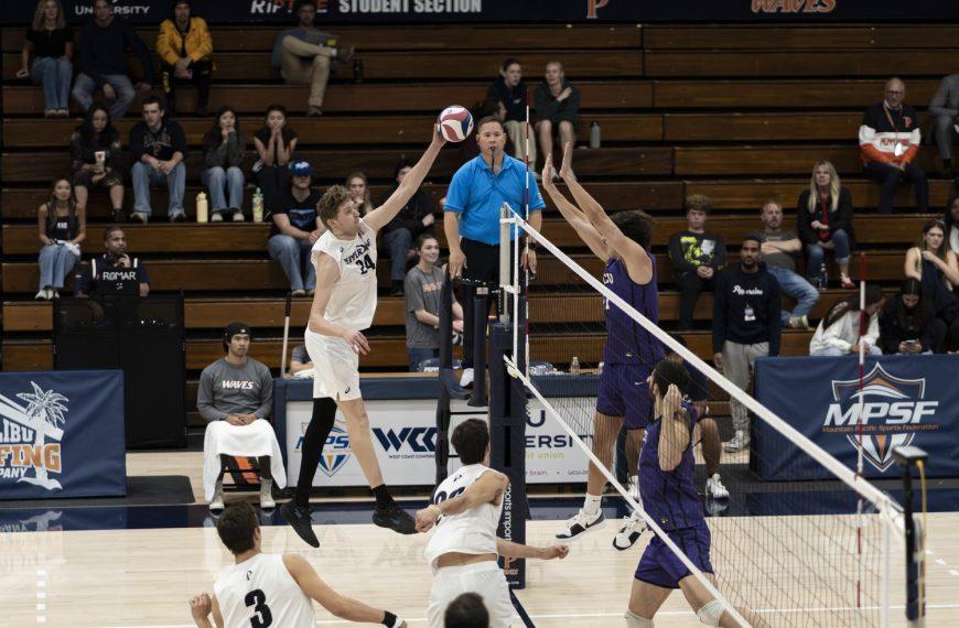 Photo Gallery: Men’s Volleyball Takes Two In Series Sweep