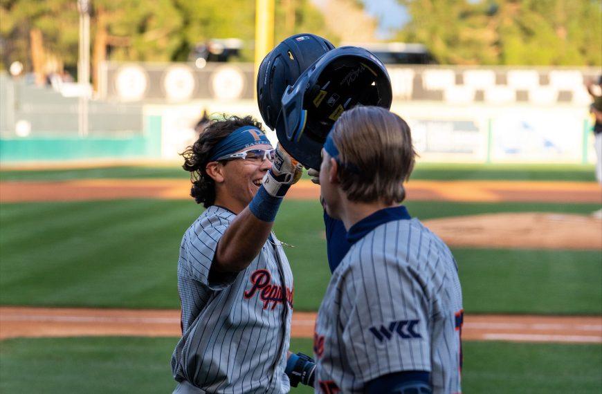 Men’s Baseball Rallies Back Against Long Beach