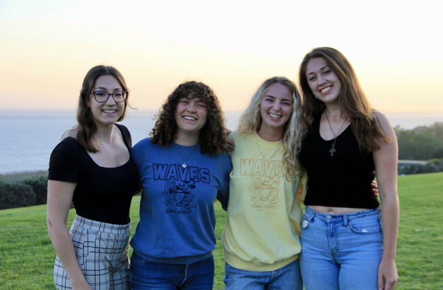 Seniors Come Together to Reminiscence and Enjoy Community at Senior Sunset