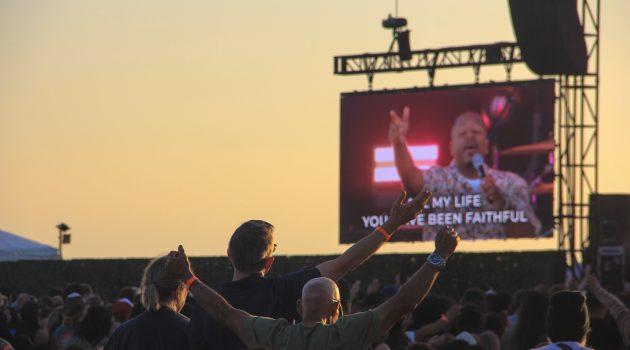 ‘This is What Heaven Sounds Like’: Cody Carnes, Kari Jobe, Francis Chan Lead the 2025 Worship Summit