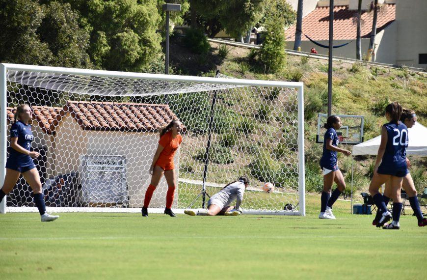 Women’s Soccer Loses Defensive Battle Against St. Mary’s