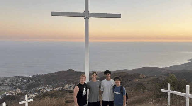 A Rite of Passage: Waves Hike to the Cross For Pepperdine’s Best View