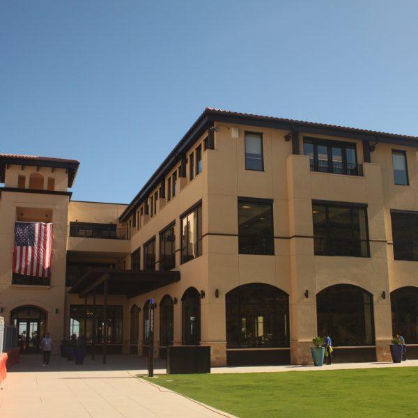 Student Center Opens at The Mountain