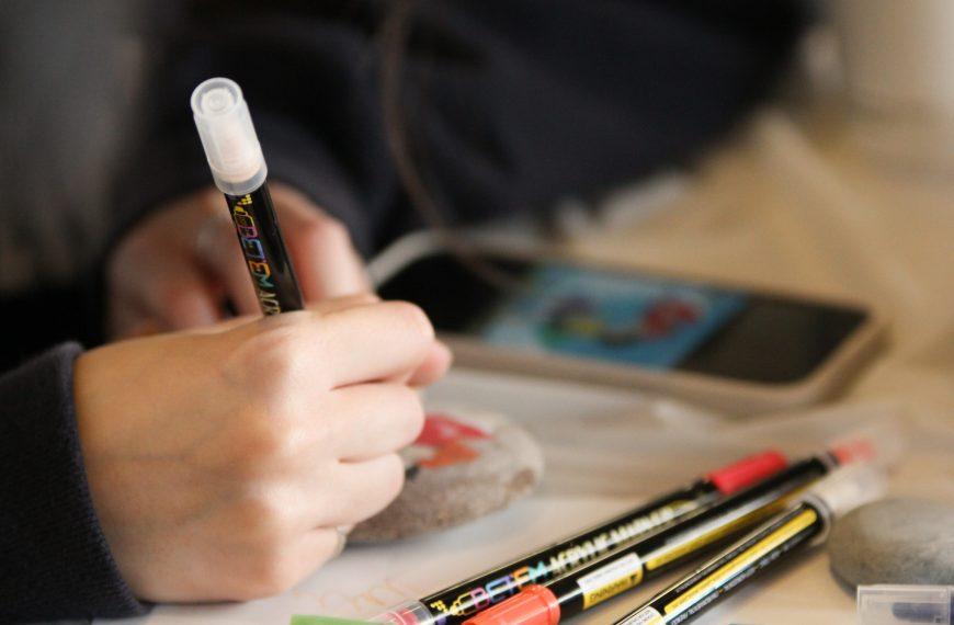 Revival of Childhood: Crafting Evolves Through Every Stage of Life